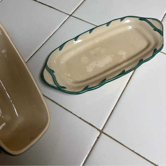 RARE Franciscan Tulip BUTTER DISH & SALT SHAKER - Picture 7 of 7